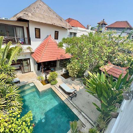 Villa Carissa Seminyak Centre, Bali By Le Ciel Hospitality Esterno foto